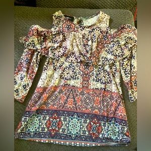 New no tags. Amy Byer long sleeve cold shoulder top. Size L(14). Ruffle collar.